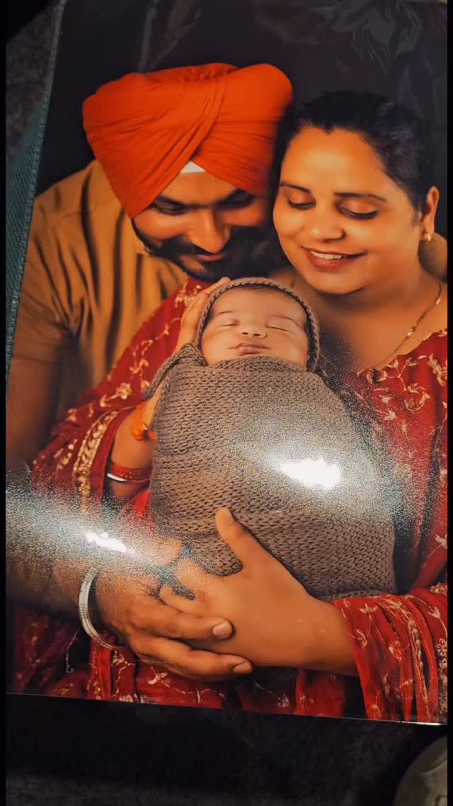 Beautiful album and photo prints for Baby Aviraaj 👶💕
#ruchikajainphotography #wellingtonphotographer #lowerhuttphotographer #newbornphotography #newbornphotoalbum #photoalbum