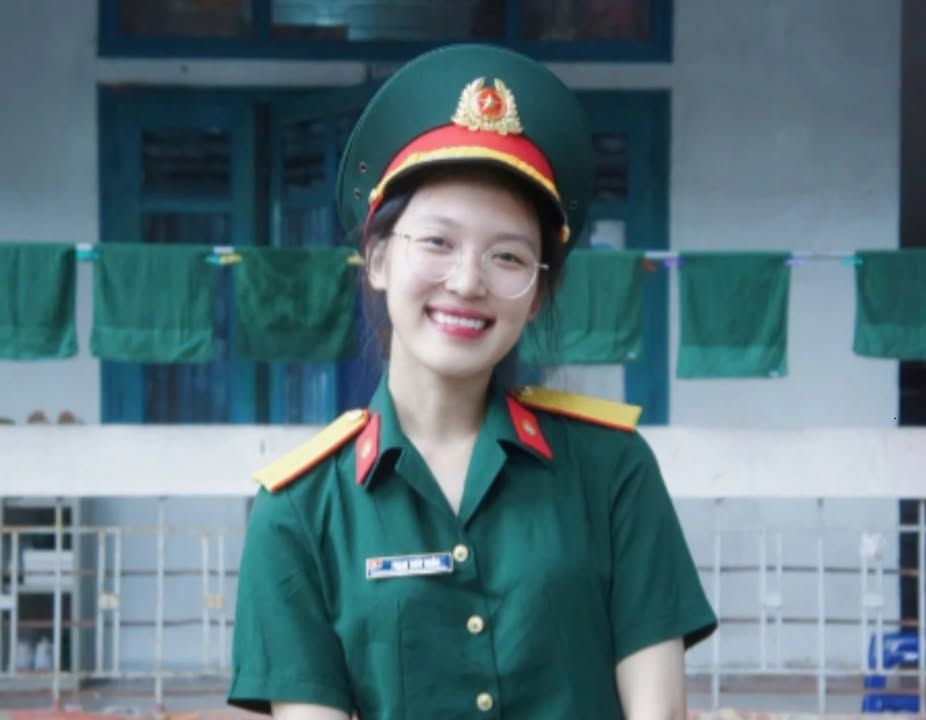 قصة ملهمة .. بطلة الكاراتيه اليتيمة التي تفوقت دراسيا بشكل مذهل
تفاصيل رحلة الكفاح فى أول تعليق #abdulaziz #samuraijits #ytb قصة ملهمة .. بطلة الكاراتيه اليتيمة التي تفوقت دراسيا بشكل مذهل
تفاصيل رحلة الكفاح فى أول تعليق #abdulaziz #samuraijits #ytb