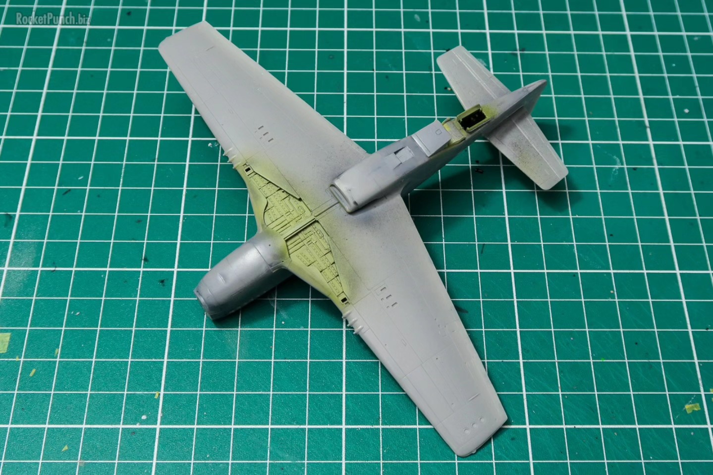 1/72 Hasegawa P-51K Mustang.The kit includes the P-51K propeller although I think the shape is not quite right. The cockpit deck fits after some trimming and kit fell together trouble free after that..The canopy was then masked off and the all too shallow gearbay painted first and I can move on to the painting stage..#72scale #hasegawa #scalemodels