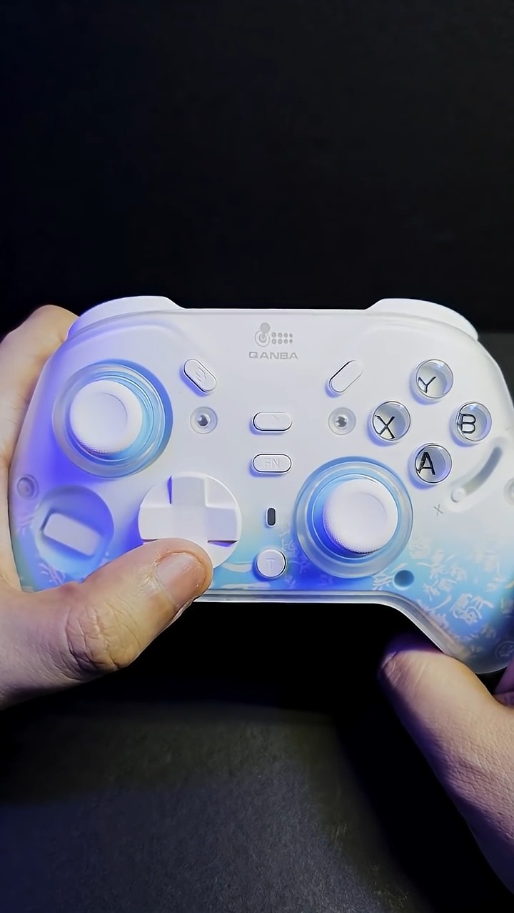 Zero stick drift. 1000Hz speed. Total precision. 🏎️💨 The Qanba Phantom Smart Gamepad is landing at #pwndshopid soon! 🎮⚡️ ✨ Quick Specs: Hall-Effect Drift-Free Joysticks Hybrid Microswitch & Linear Triggers Tri-Mode (Wireless 2.4G / Bluetooth / Wired) Included Smart Charging Dock 🔒 Stock will be limited on launch day. Keep your eyes on our page for the official pre-order link! #PWNDShop #QanbaPhantom #GamingController #HallEffect #SetupInspiration #PCGaming #Teaser
